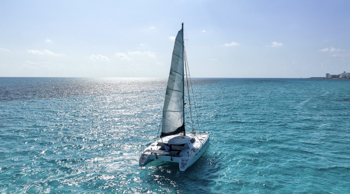 Snorkelling catamaran